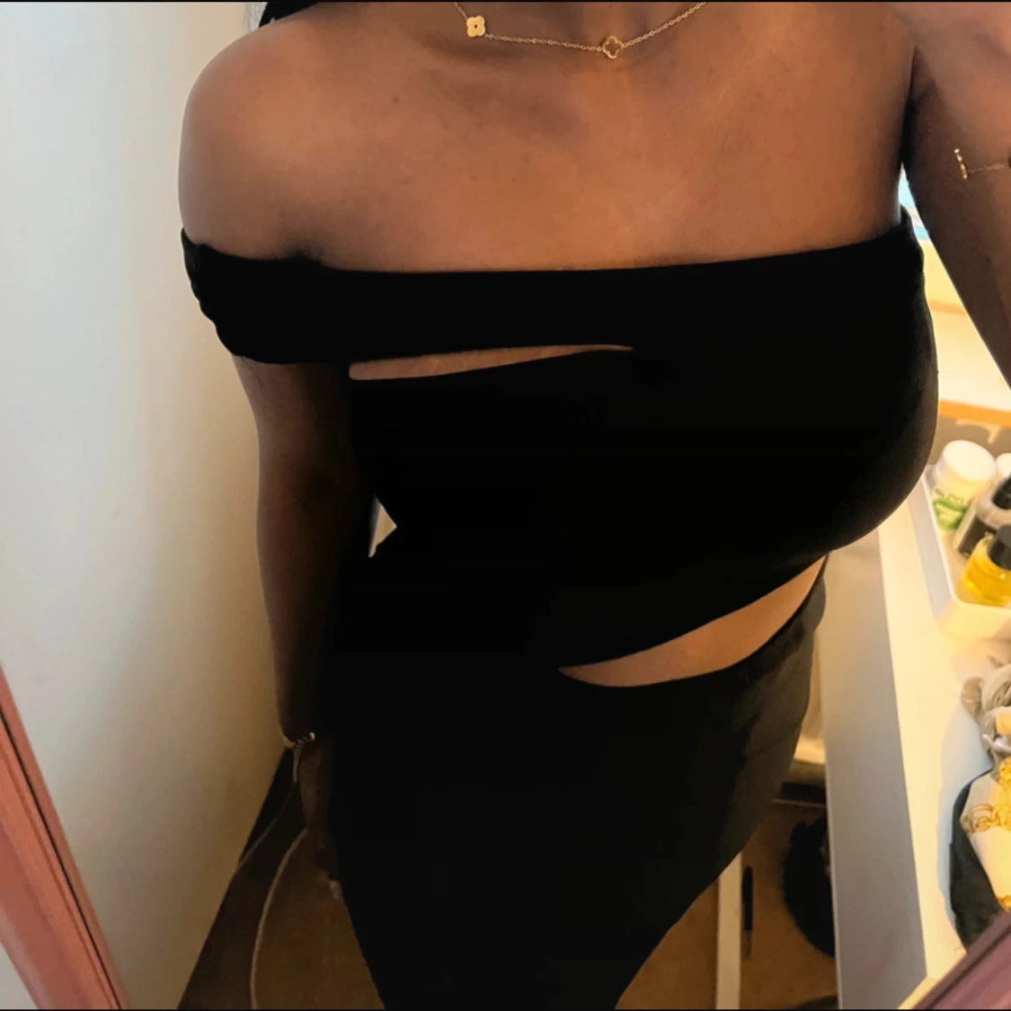 Svart offshoulder topp - 1