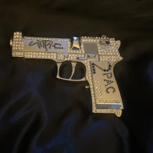 2pac pistol belt buckle - As snygg