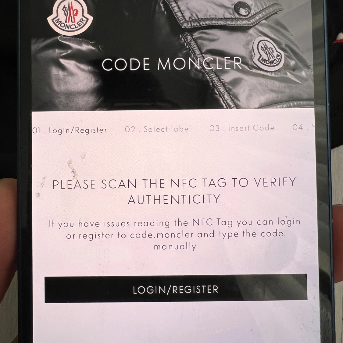 Svart pikétröja från Moncler - 3