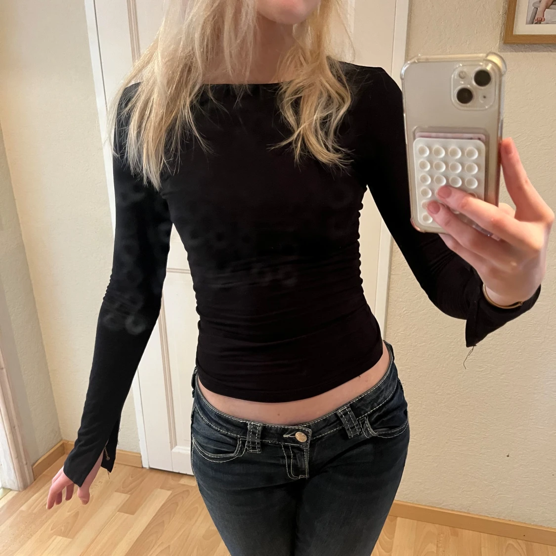 Svart långärmad topp - 1