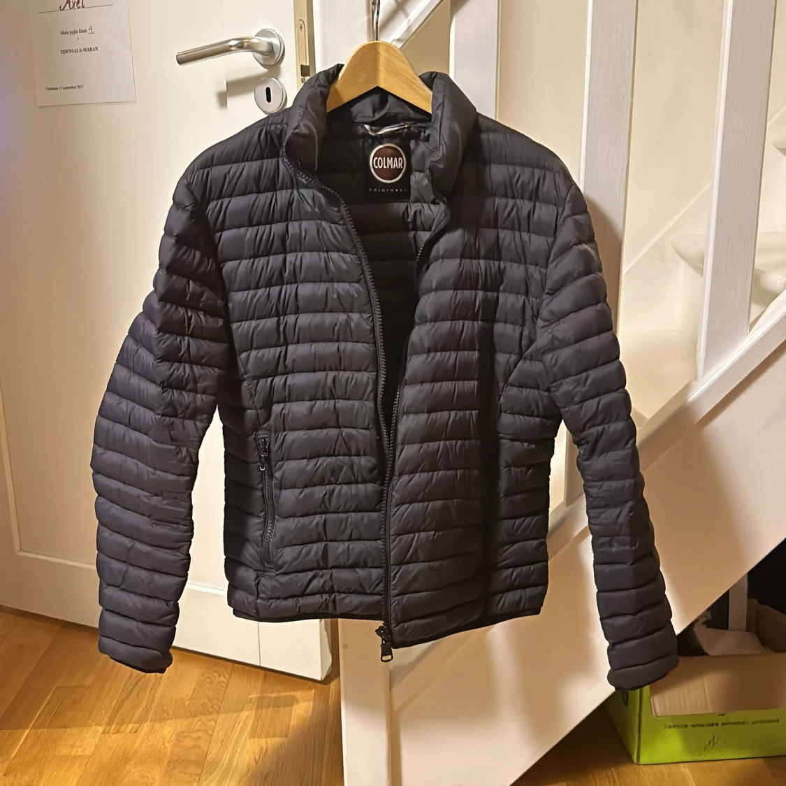 Svart Colmar dunjacka