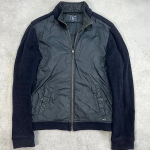 Woolrich padded cardigan jacket - – Condition: 8/10  – Retail price: 6000 + SEK  