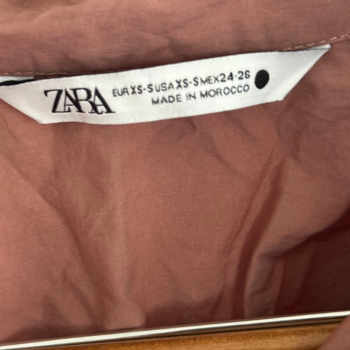 Brun loose väst från Zara - 4