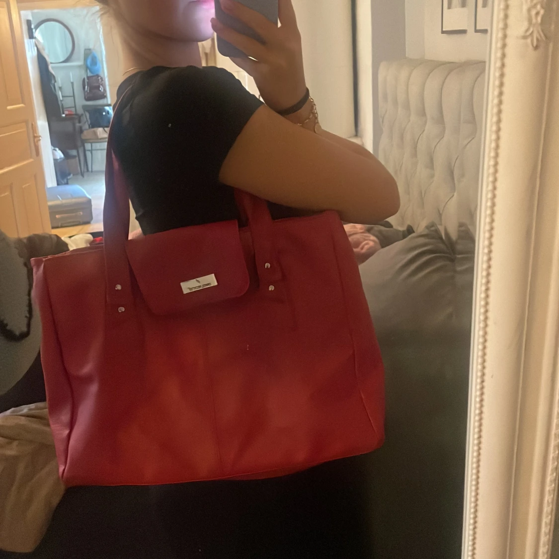 Röd handväska från Daniel Hechter - 1