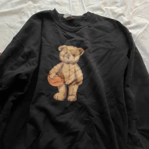 Tröja med nalle - Bra skick