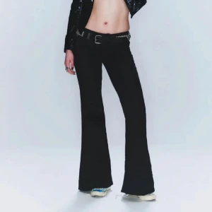 Weekday jeans  - Helt nya och väldigt trendiga, satt jätte fint men för lika ett par andra jeans som är lika därav säljer jag de