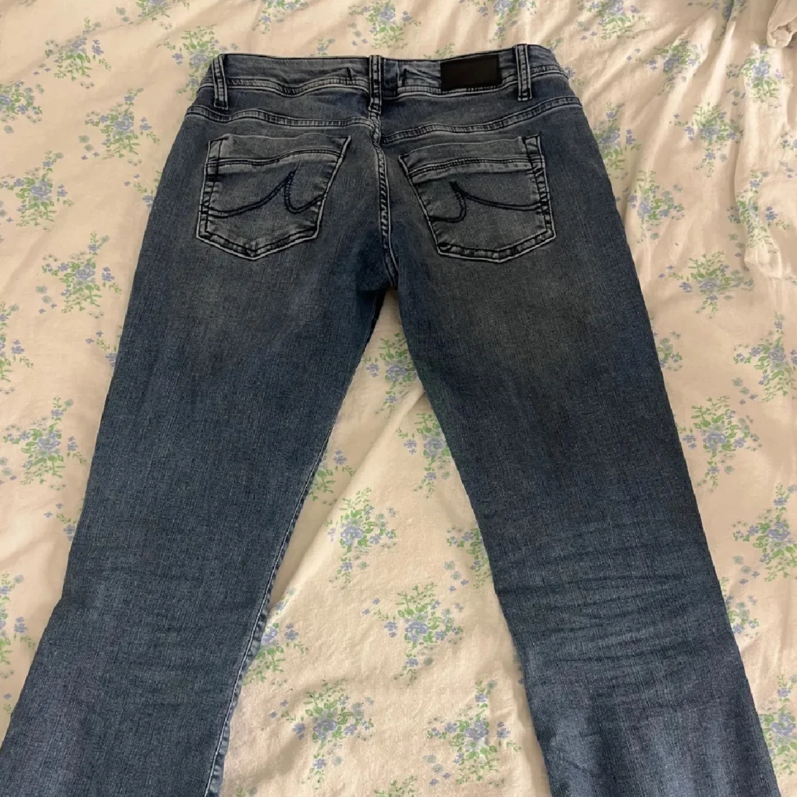 Blå bootcut jeans från LTB - 3