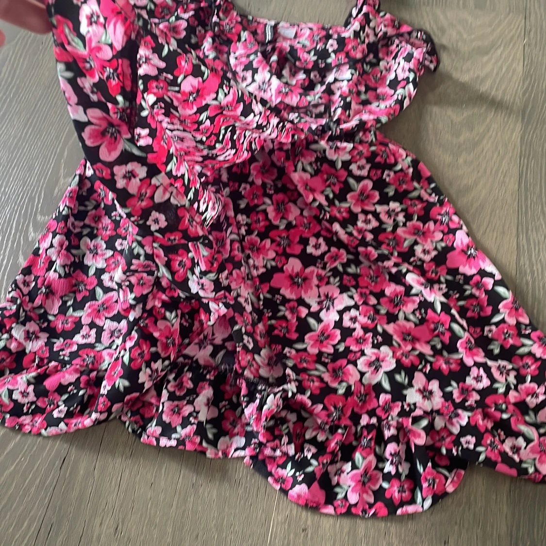 Blommig omlott kortklänning från H&M - 2