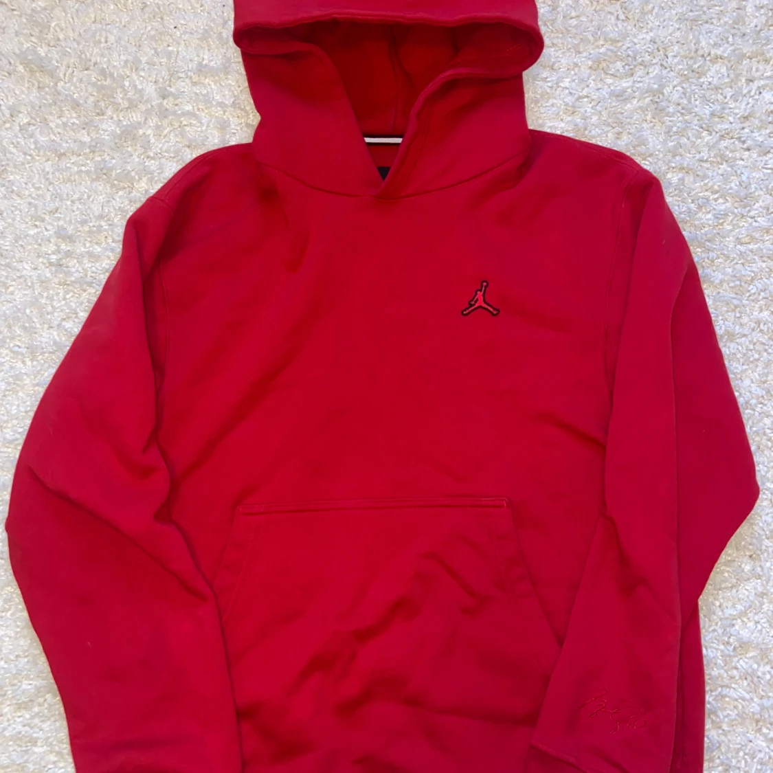 Röd hoodie från Jordan