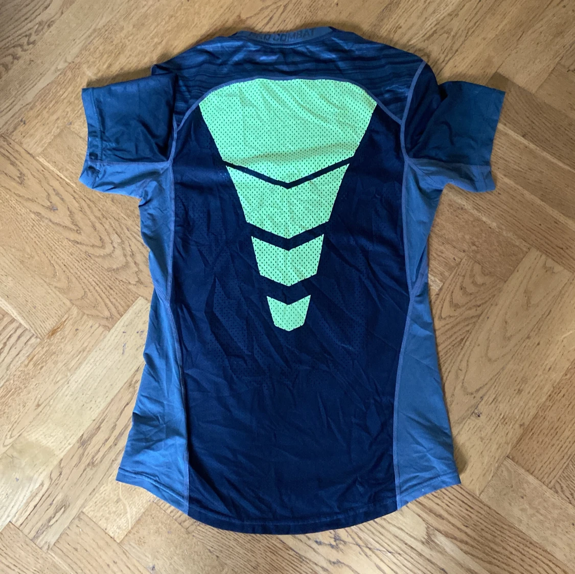 Nike Pro Combat blå träningströja - 3