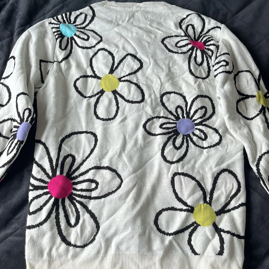 Vit blommig tröja från ASOS DESIGN - 2