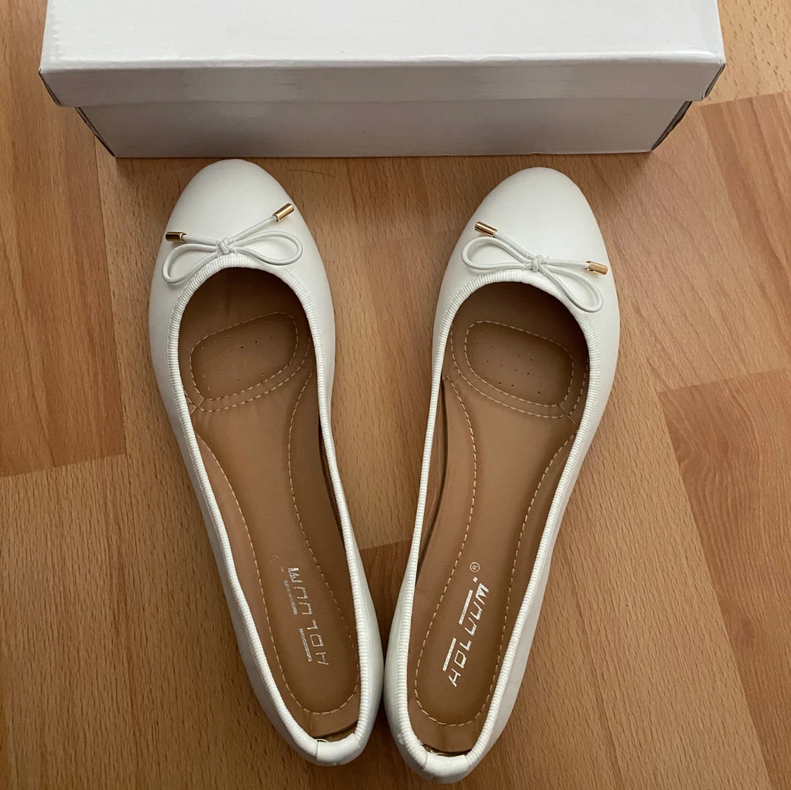 Klassiska ballerinaskor med rosett i storlek 38 - 2