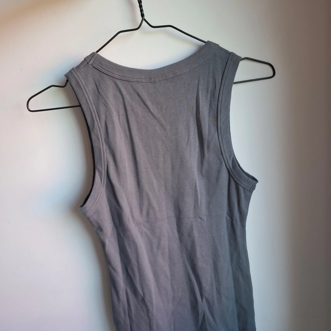 Grå ribbad linnetopp från Junkyard - 1