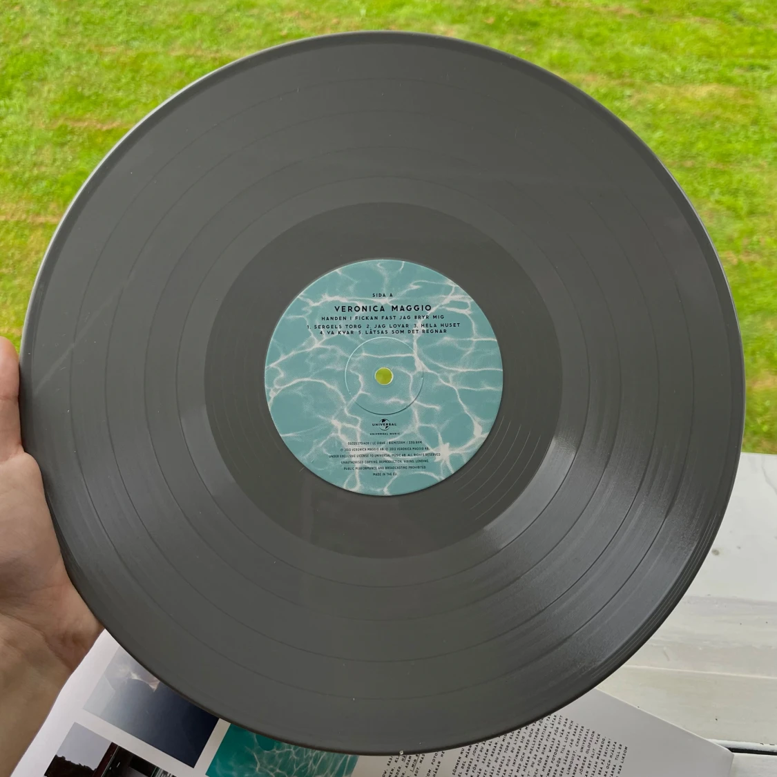 Handen i fickan fast jag bryr mig - 3