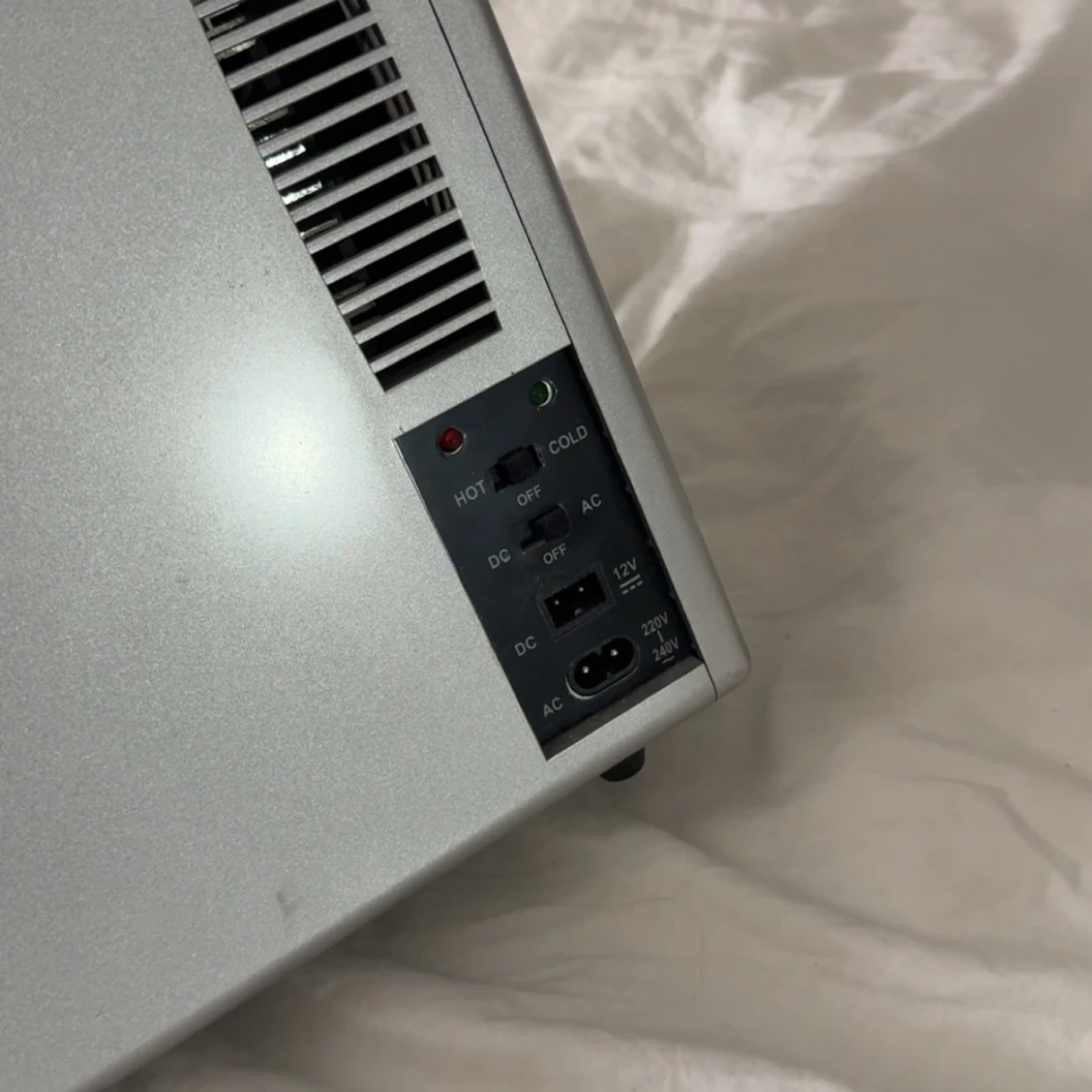 Sminkkylskåp i silver - 2