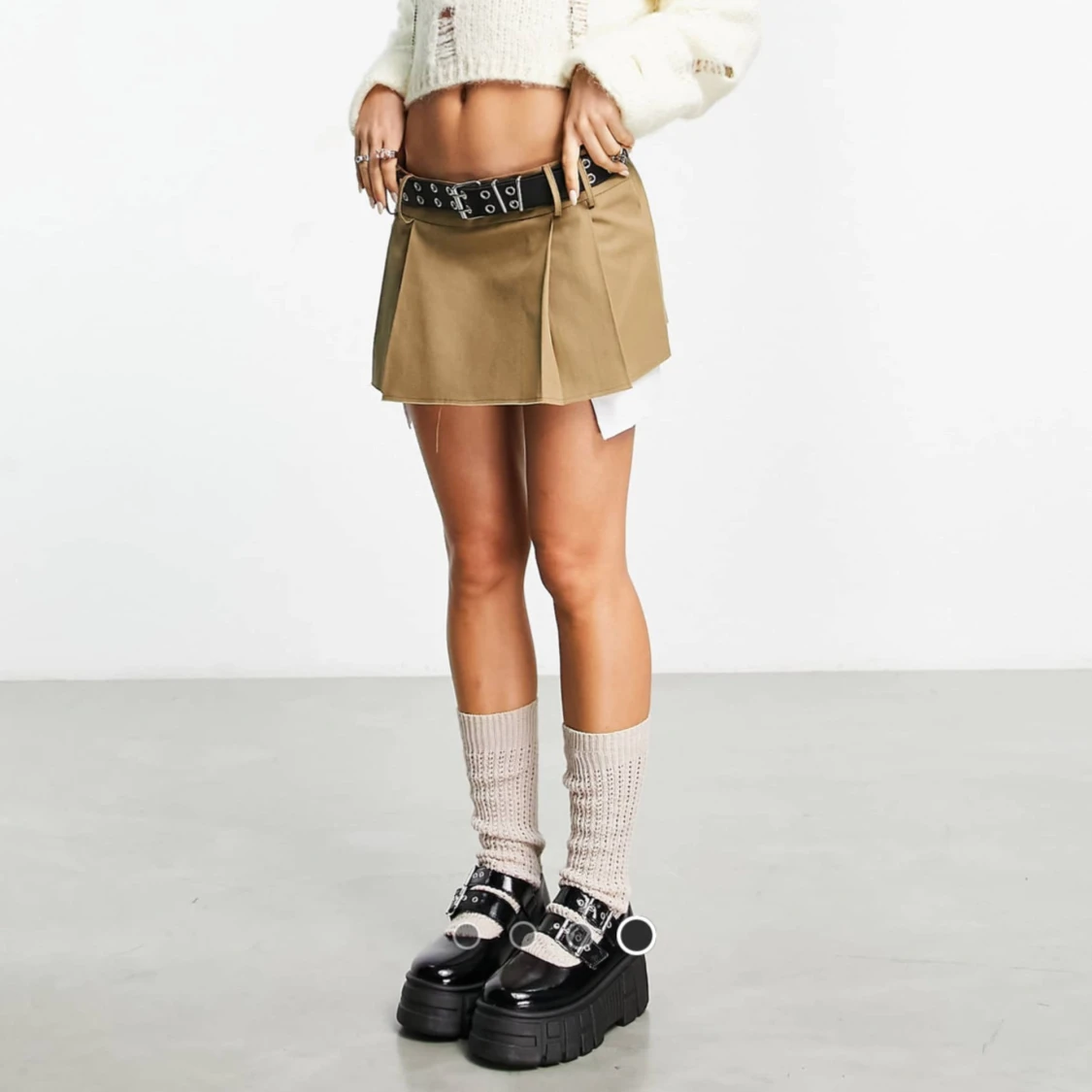 Beige  minikjol  - 1