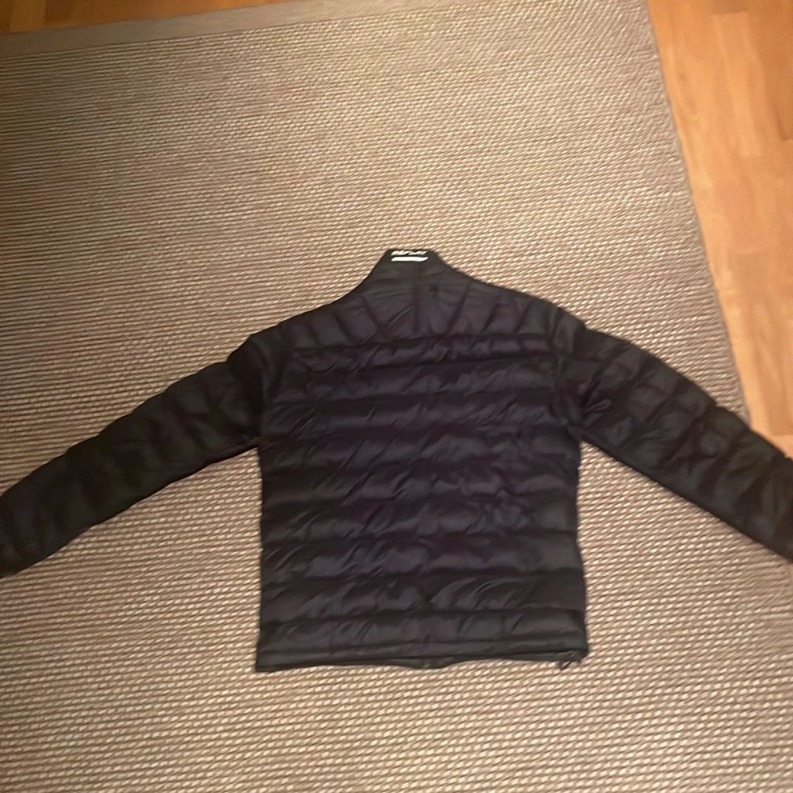 Svart pufferjacka från Replay - 1