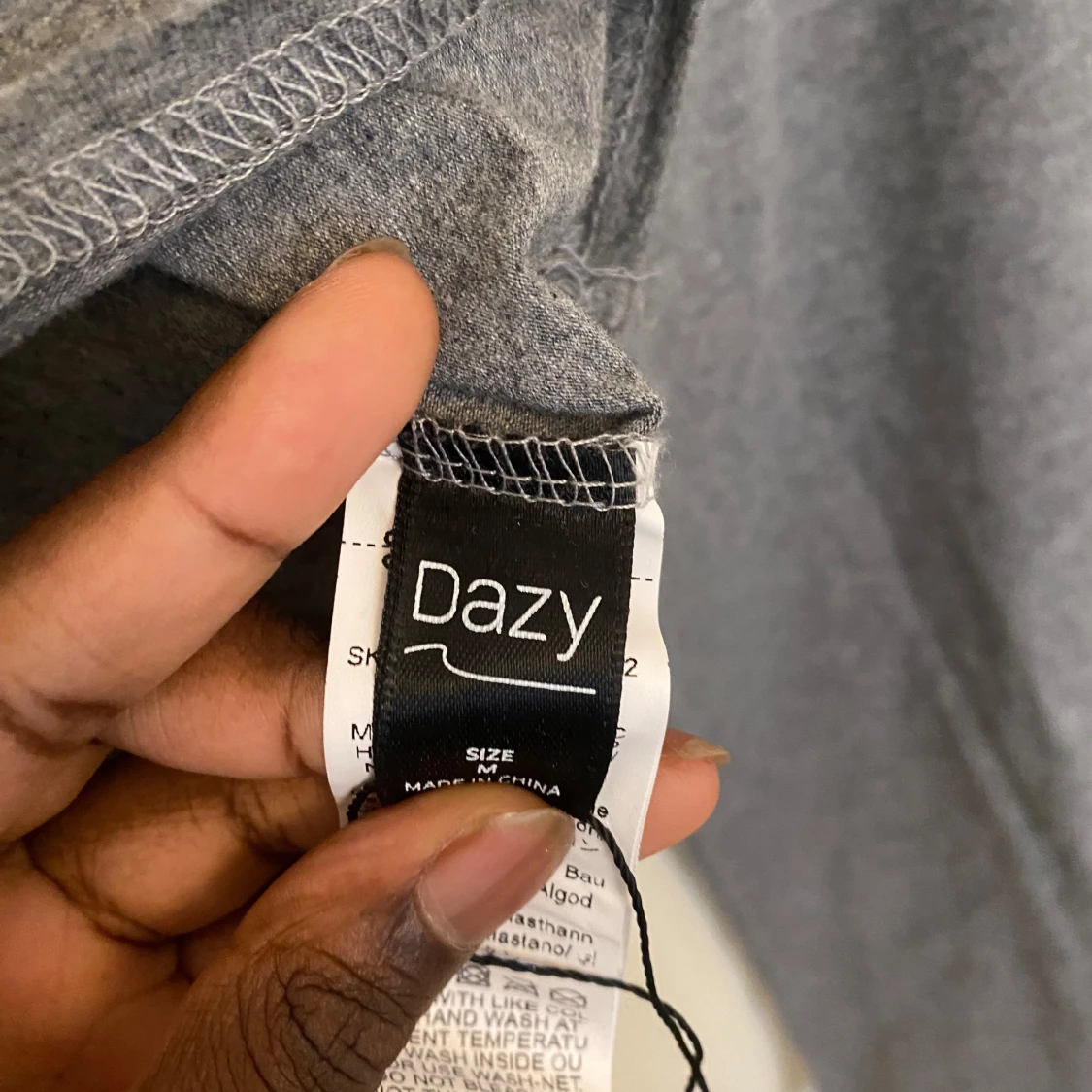 2 croppade långärmade toppar Dazy - 4