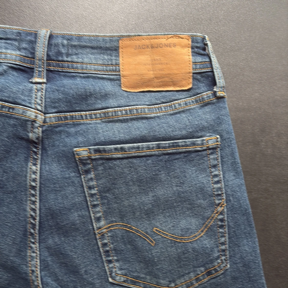Blå jeans från Jack & Jones, W29 L30 - 2