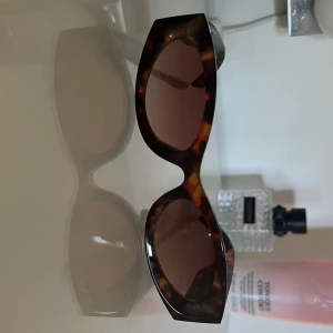 Solglasögon  - Jättefina