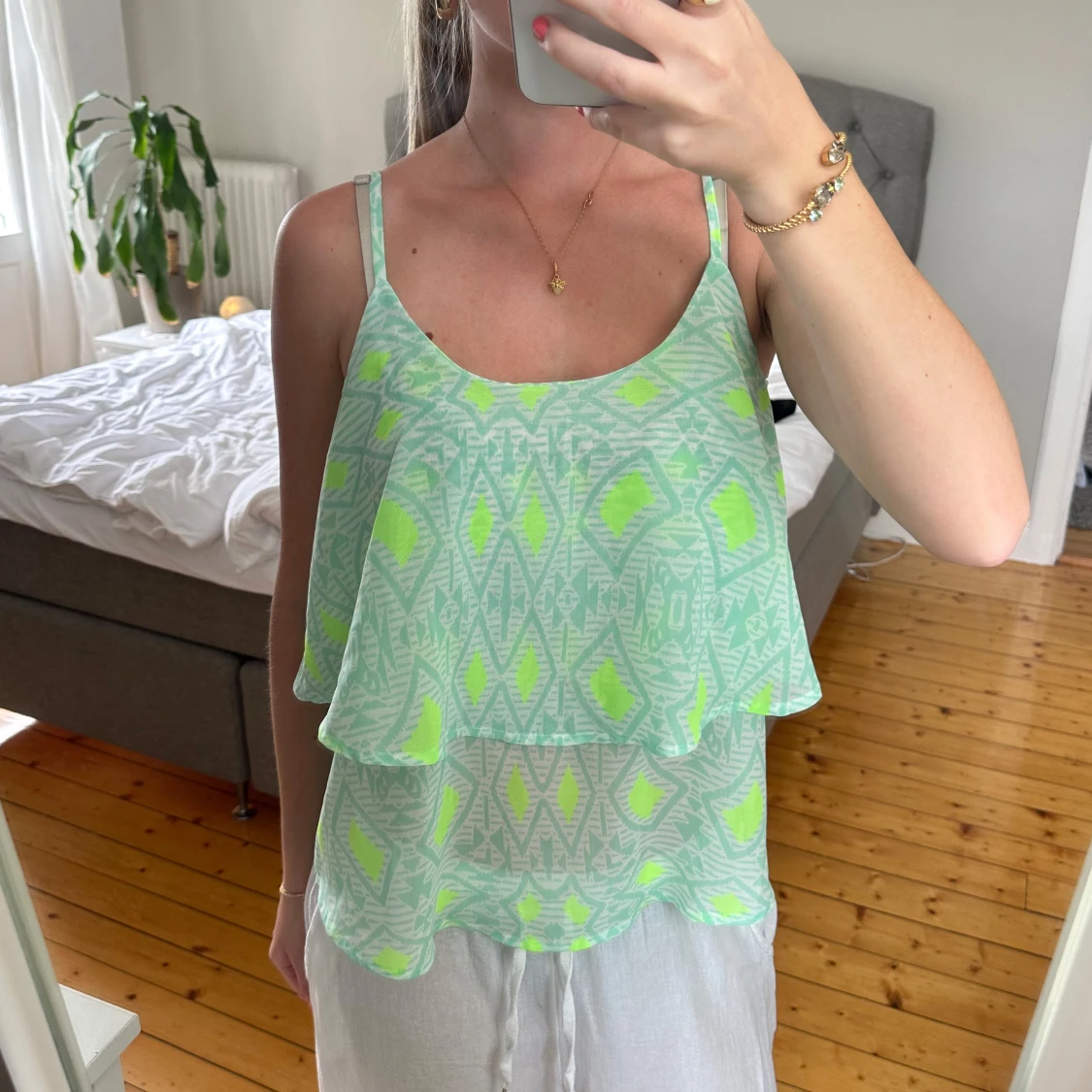 Mintgrön mönstrad topp