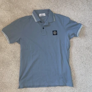  Stone Island piké  - Stilren Stone island pike, med jätte bra pris.