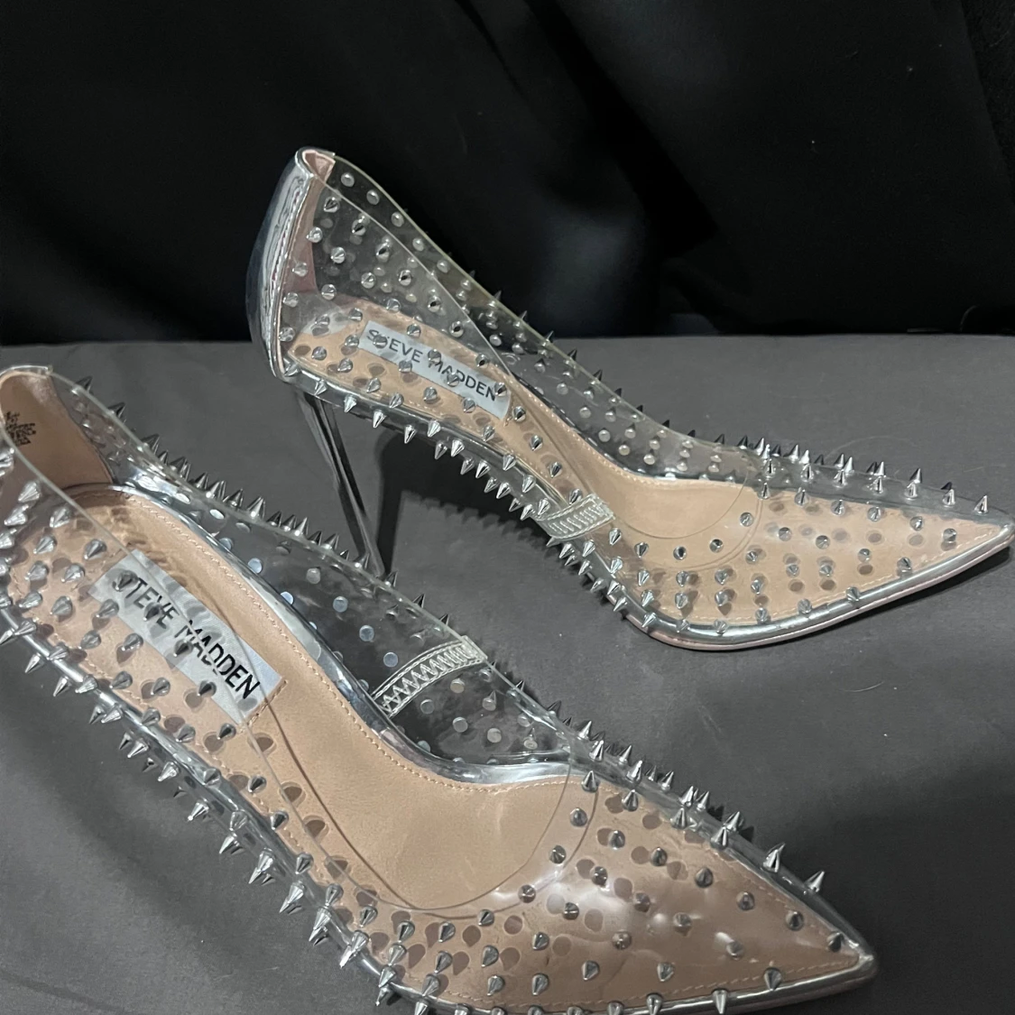 Steve Madden pumps med nitar och spetsig tå - 3