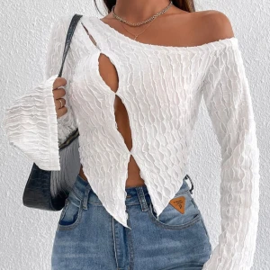 Ny topp - Aldrig använd. Obs inte vanlig L, den är köpt från petite avdelningen 