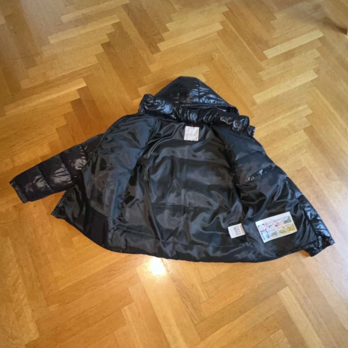 Svart Moncler maya - 2