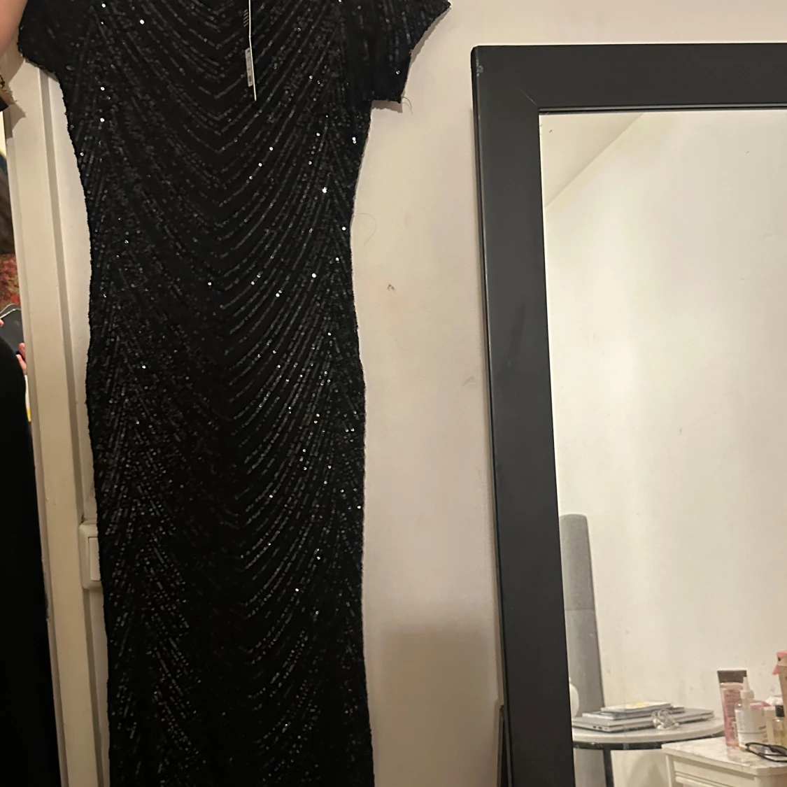 Svart glittrig långklänning - 3