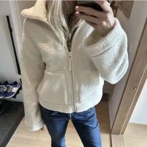 Teddyjacka - Jättefin teddybjörns från hm!😇