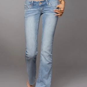 G rise jeans  - Jeans från G rise, det är i bra skick! Säljer pga för små! Inte använda mycket men en del.💕Storlek Xs/short. 
