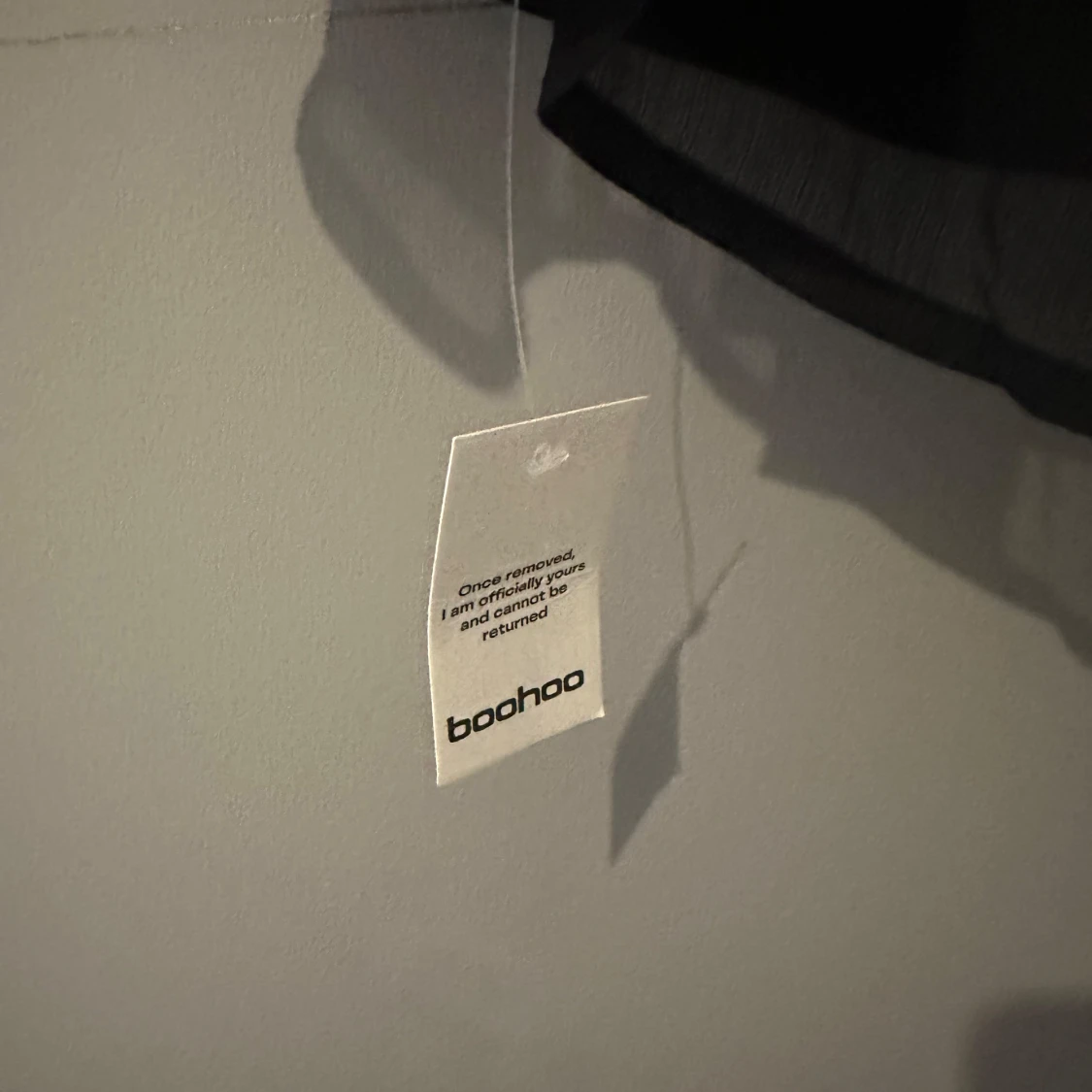 Svart kort klänning från Boohoo - 2