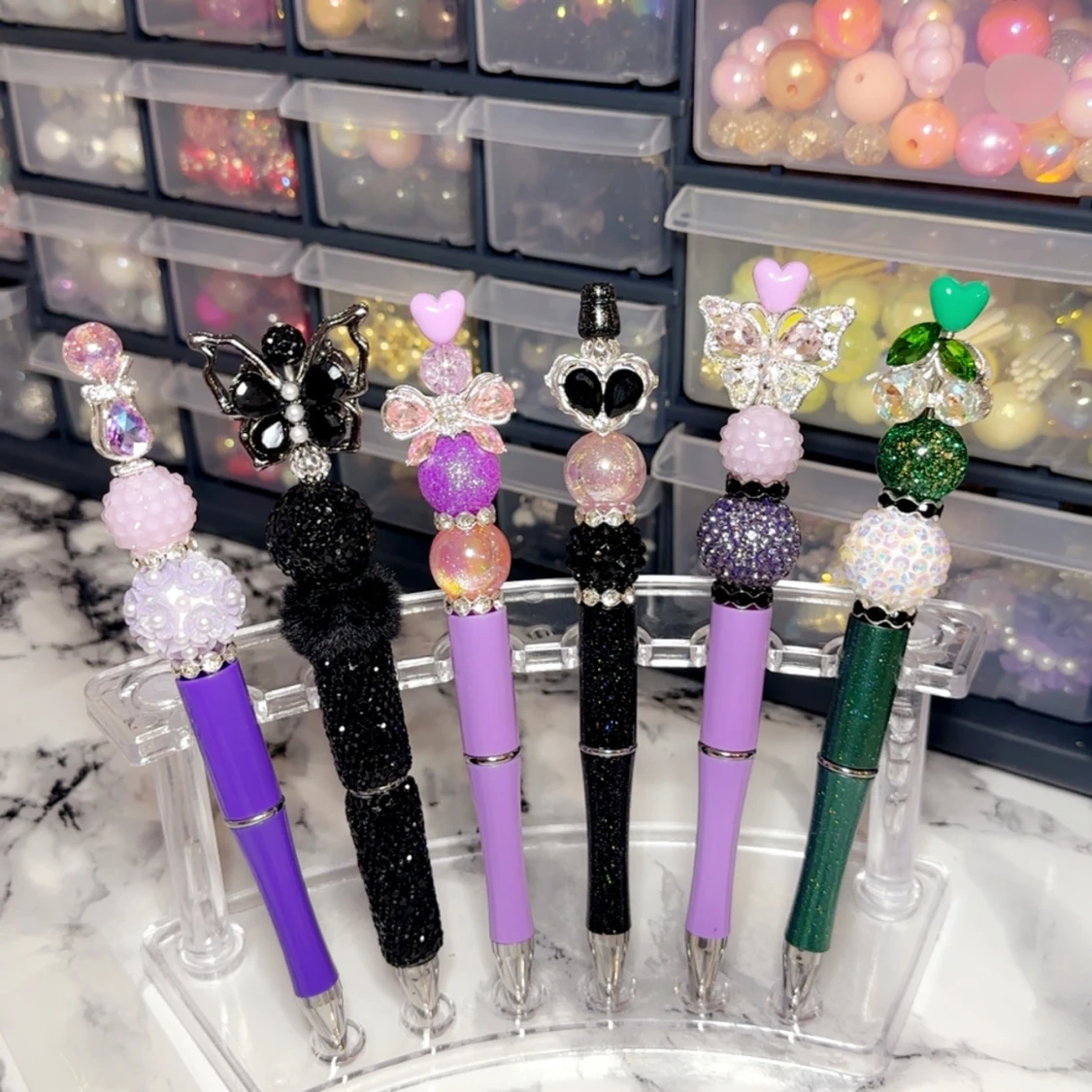 Dekorativa fancy pennor  med pärlor och figurer - 1
