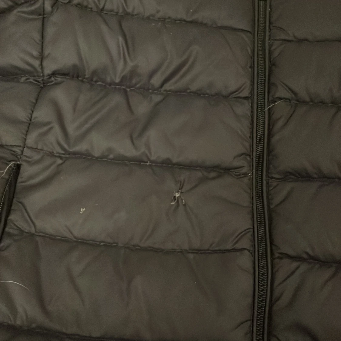 Svart dunjacka från Moncler - 4