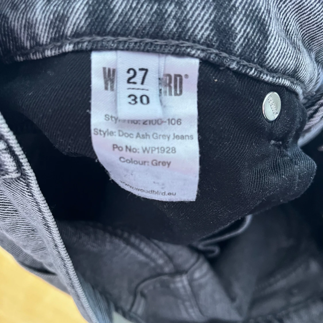 Grå jeansbyxor från Woodbird - 2