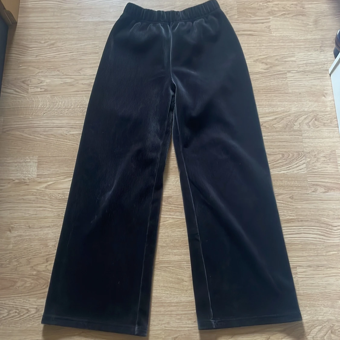 Supersköna highwaisted mjukisbyxor💕 - 1