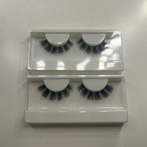 Lashes volymfransar från Shein - Två par dramatiska lösögonfransar i svart med fyllig volym och fluffig finish. Skulle säga russian fransar men ändå inte 💞Köpta från shein, köp båda två på köp nu för 49kr, annars om du endast bara vill köpa 1, skriv till mig och priset blir 29kr/st. 🌸