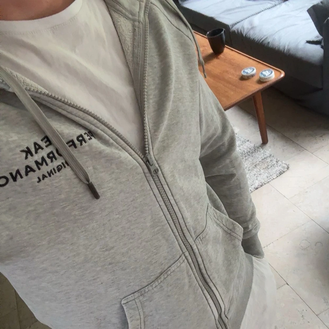 Peak performance hoodie - 2
