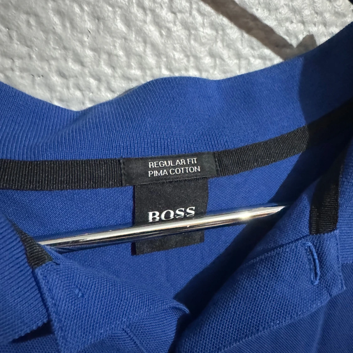 Blå pikétröja från Hugo Boss - 2