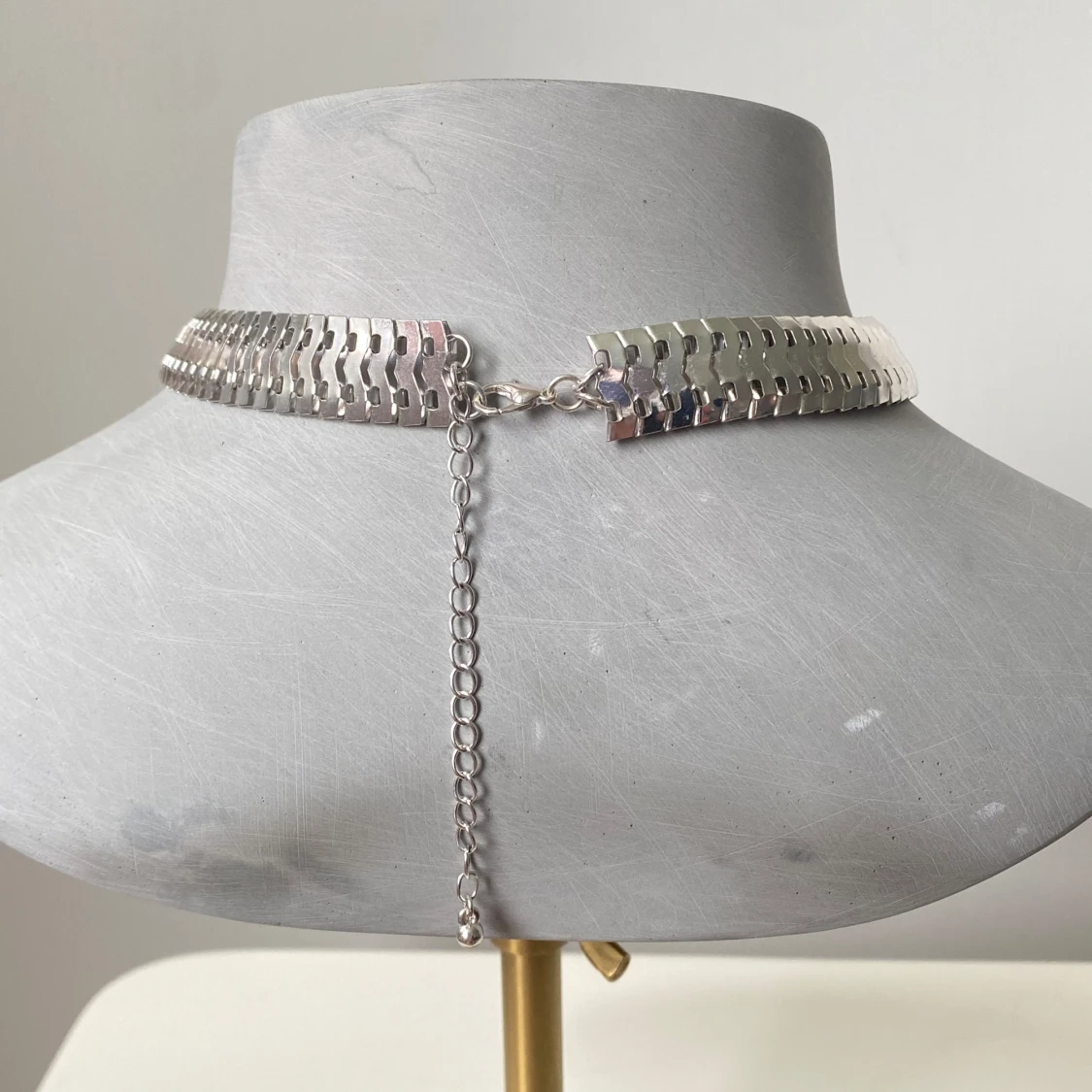 Chunky silverfärgat chokerhalsband - 3