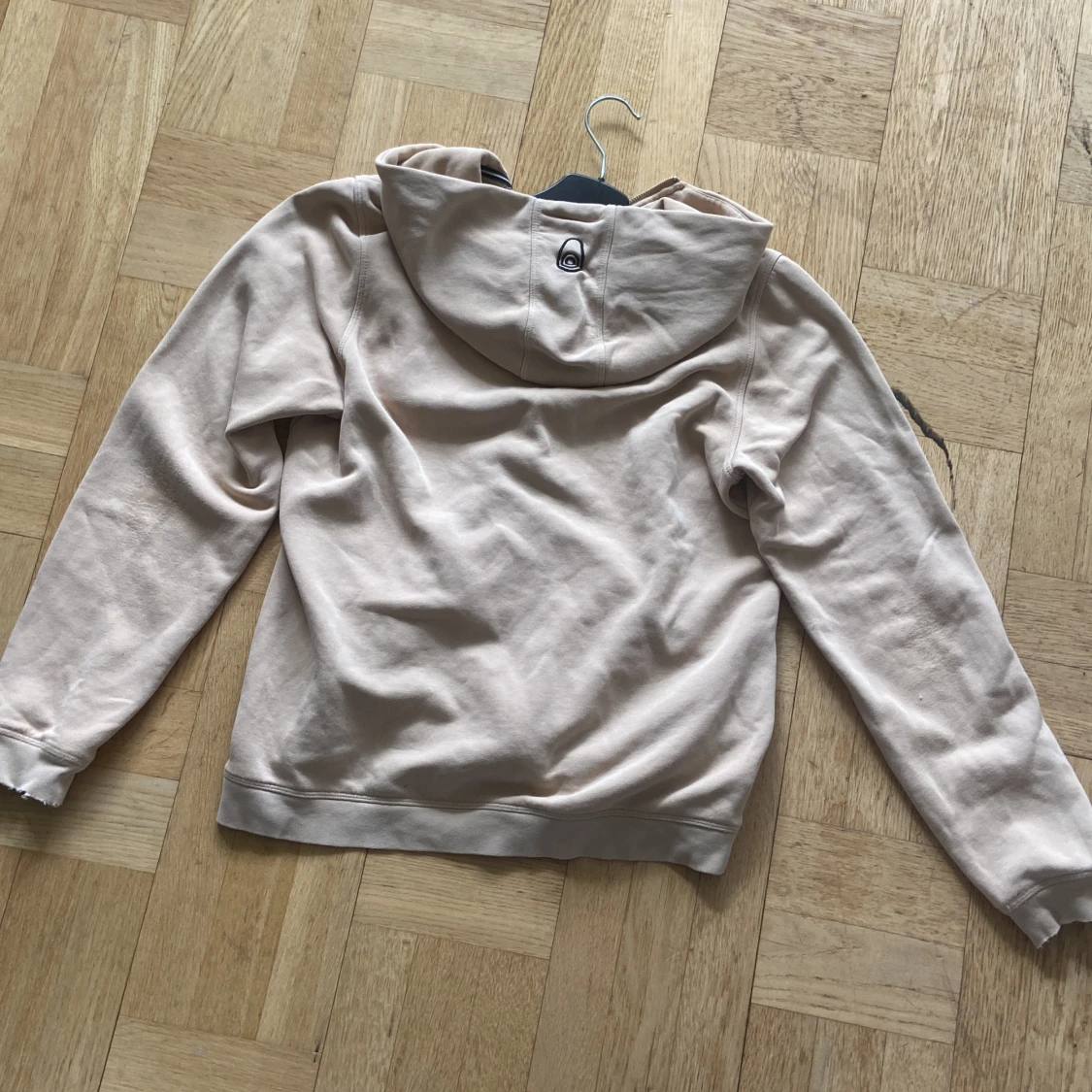 Beige huvtröja från Sail Racing - 3