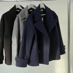 Design by Si kappa🔥🔥 - Jätte gullig kappa ifrån design by si, säljs då den inte passar.💕 inga defekter