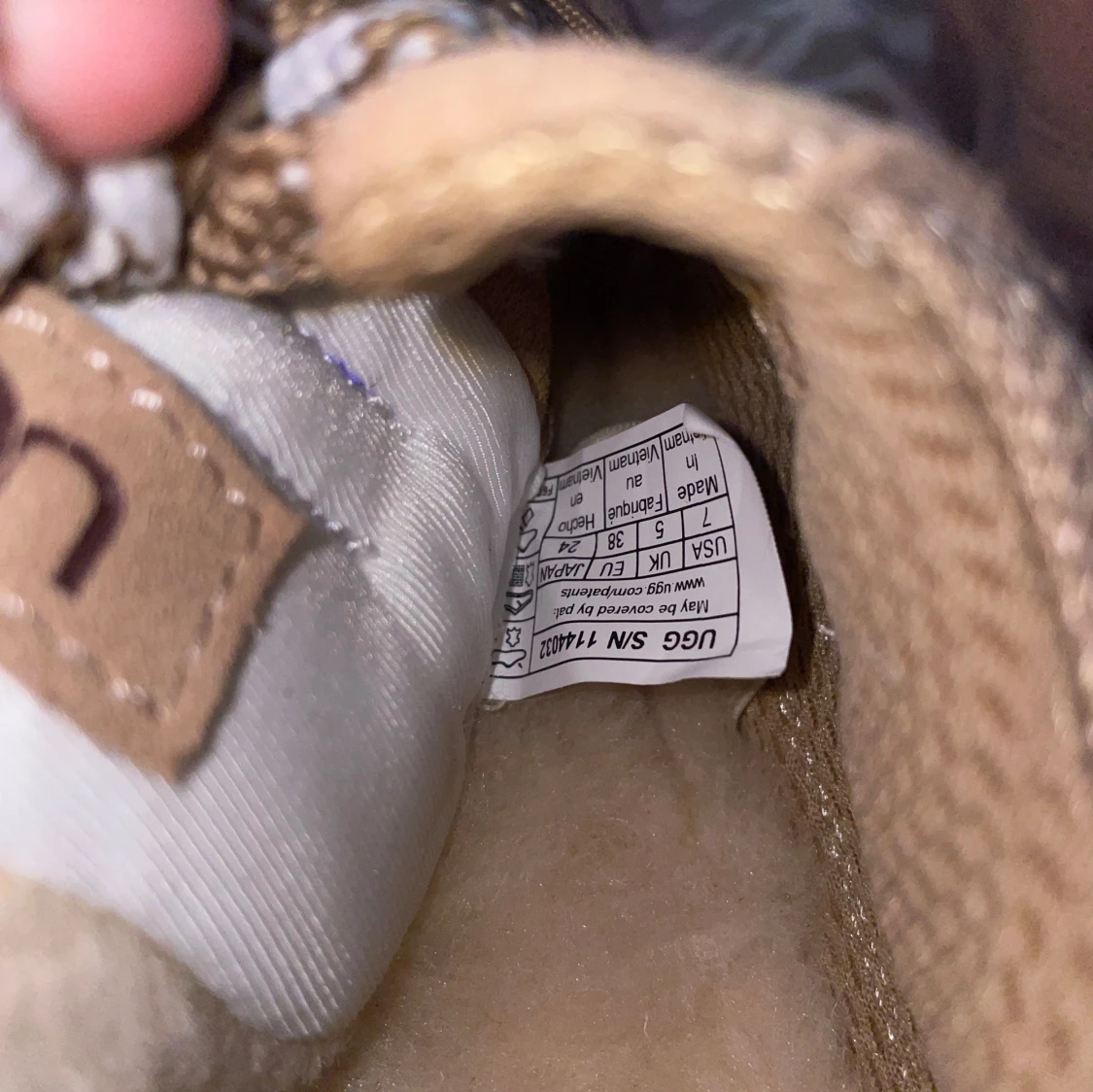 Uggs i storlek 38 - 2