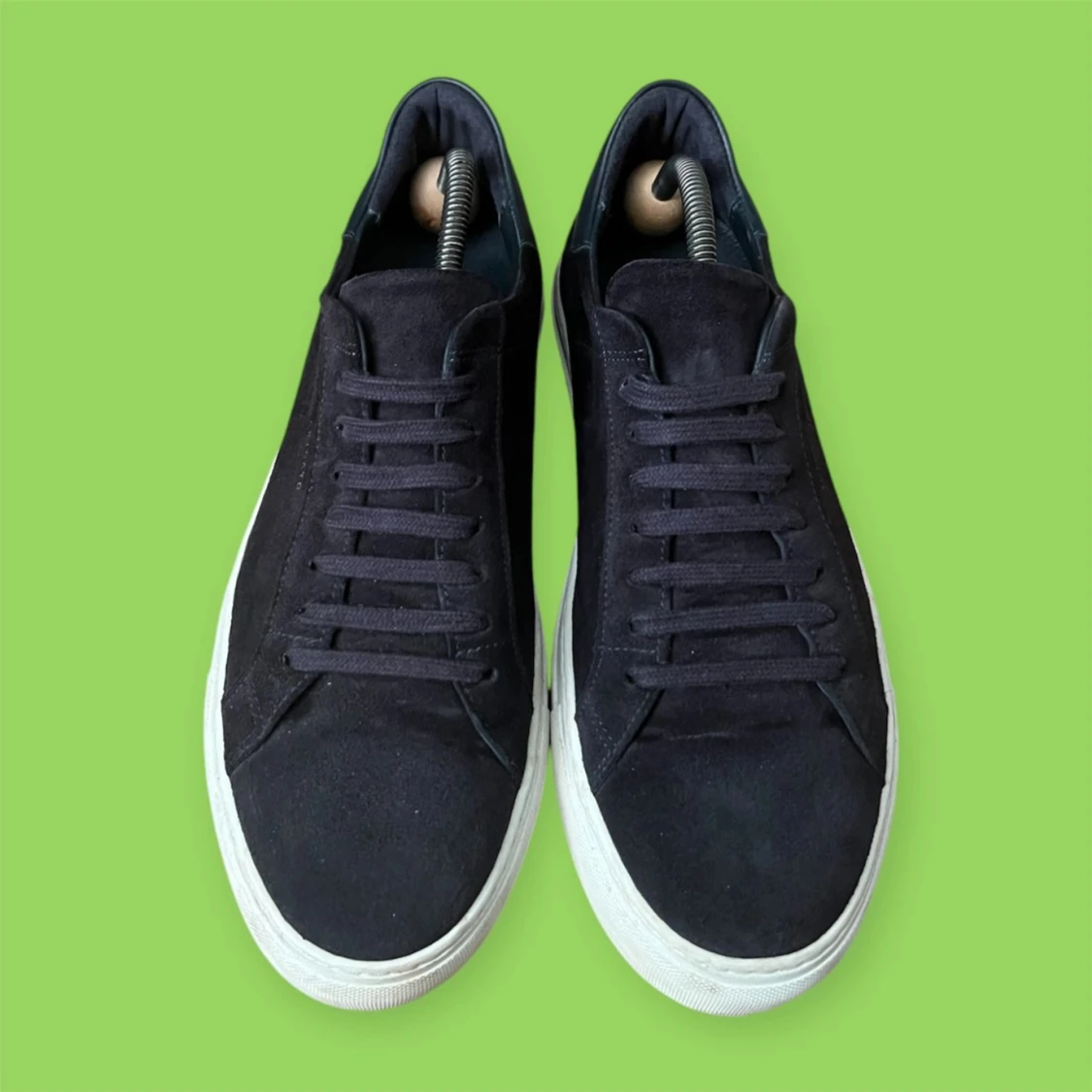 Svarta sneakers från Axel Arigato - 1