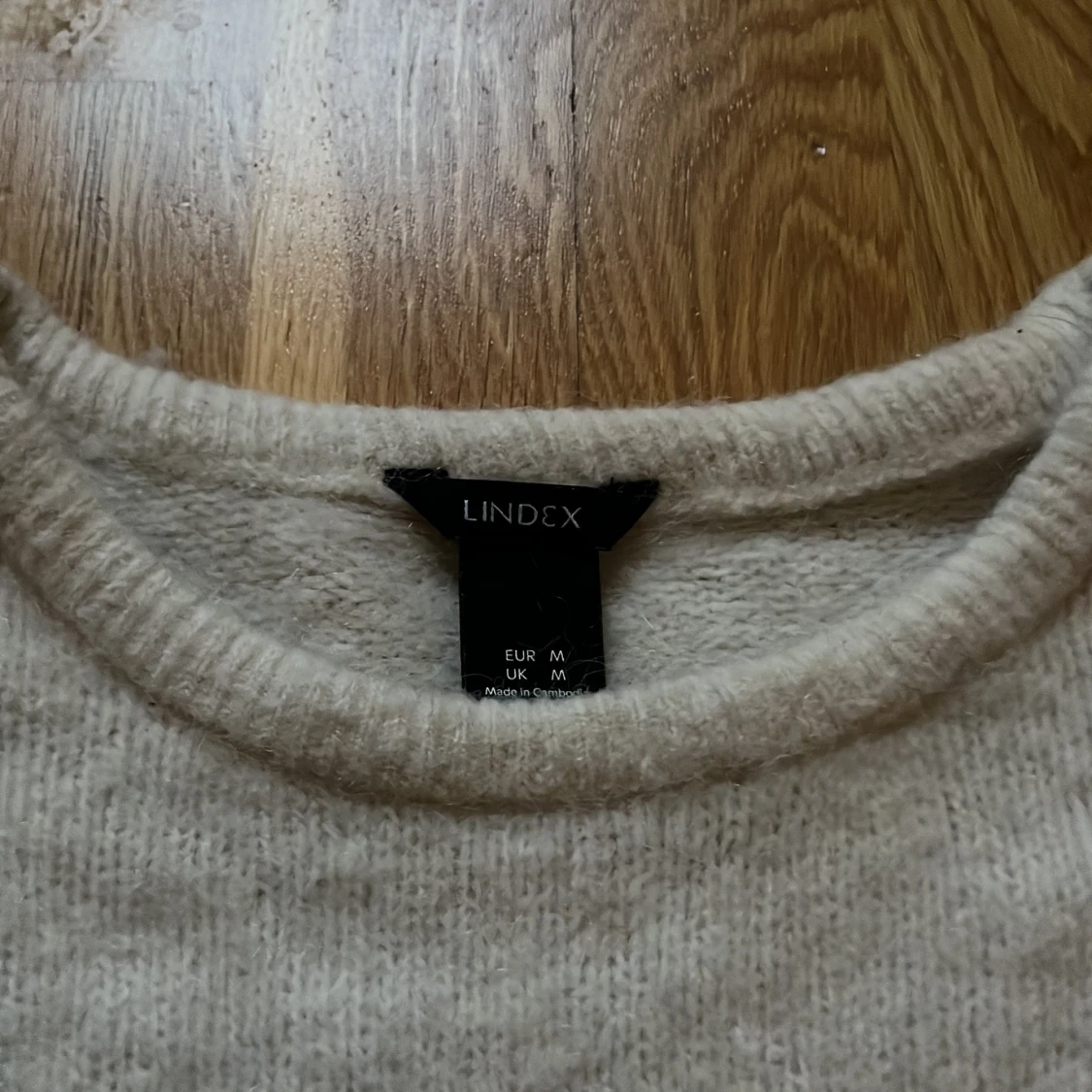 Vit stickad tröja från Lindex - 2