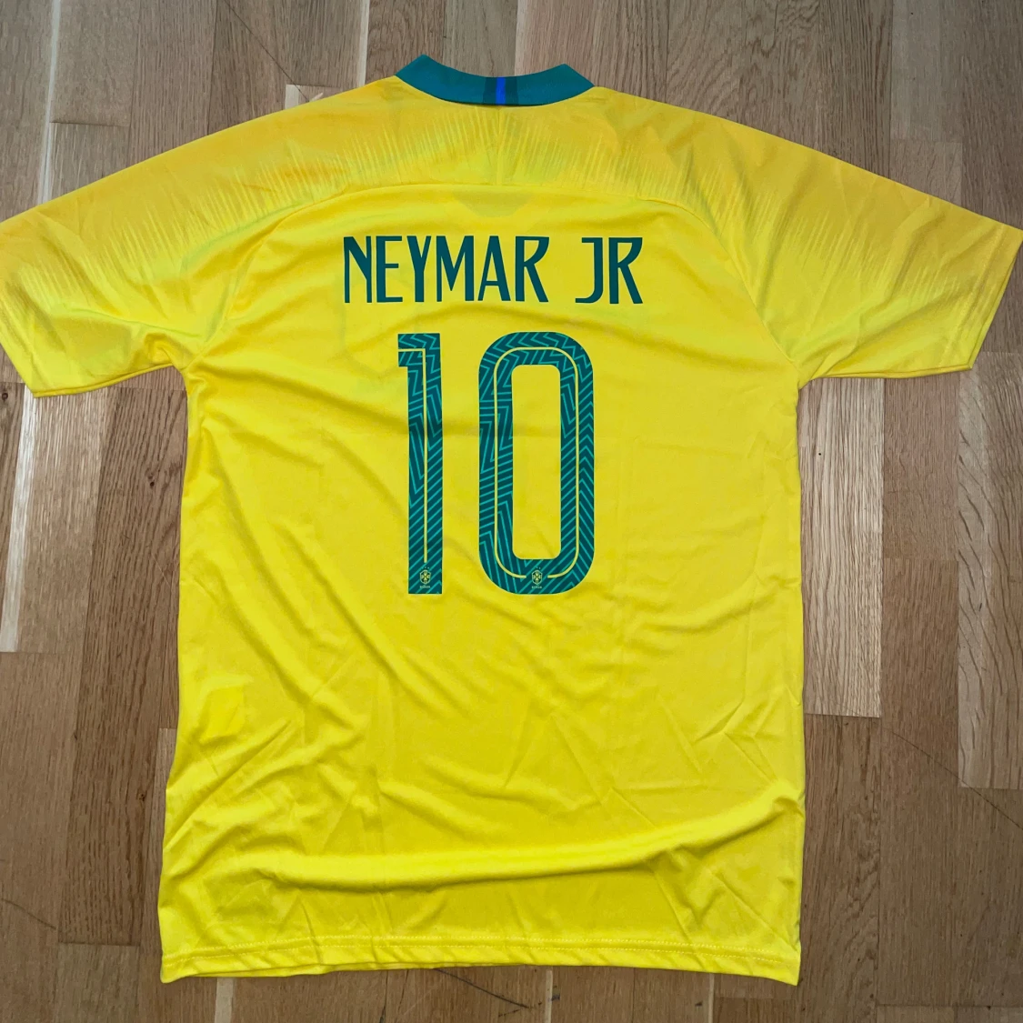 Brasilien neymar 10 storlek L - 1