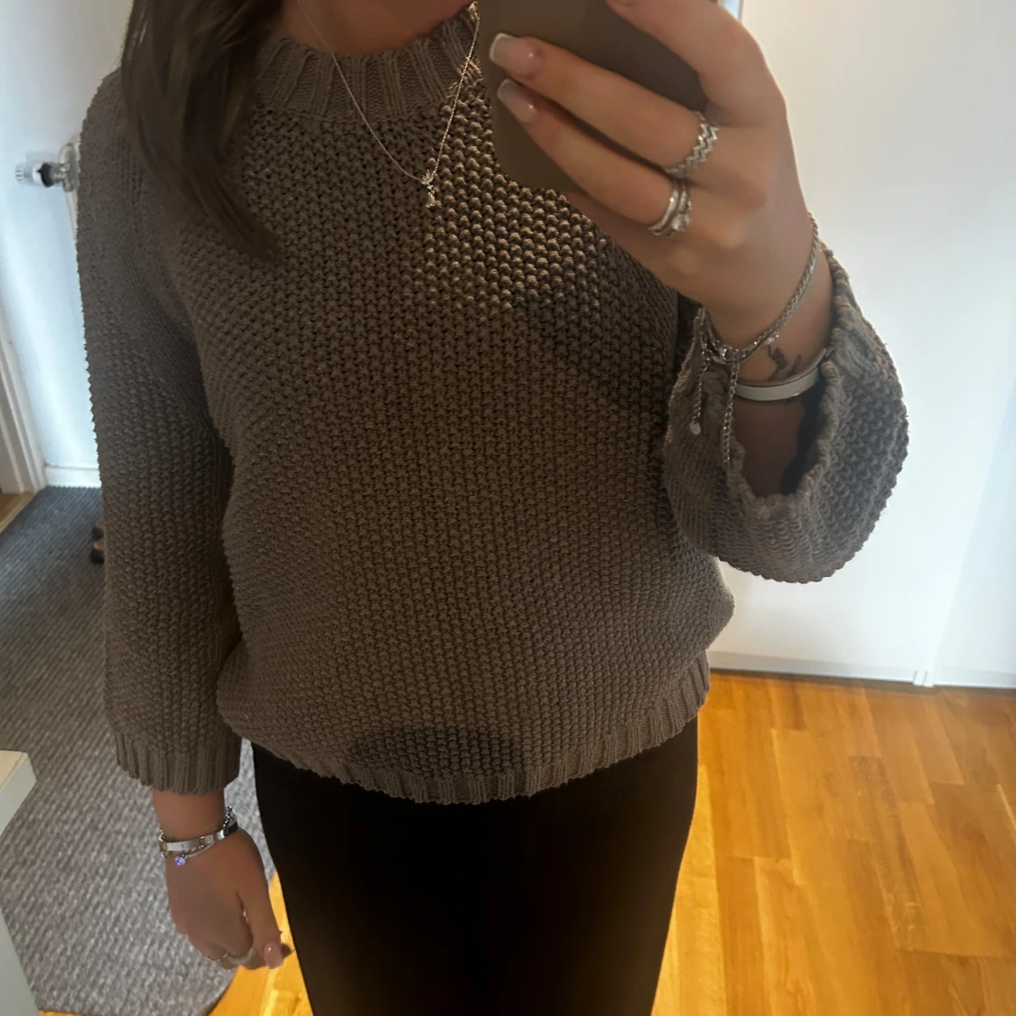 Brun stickad tröja från Mango - 2