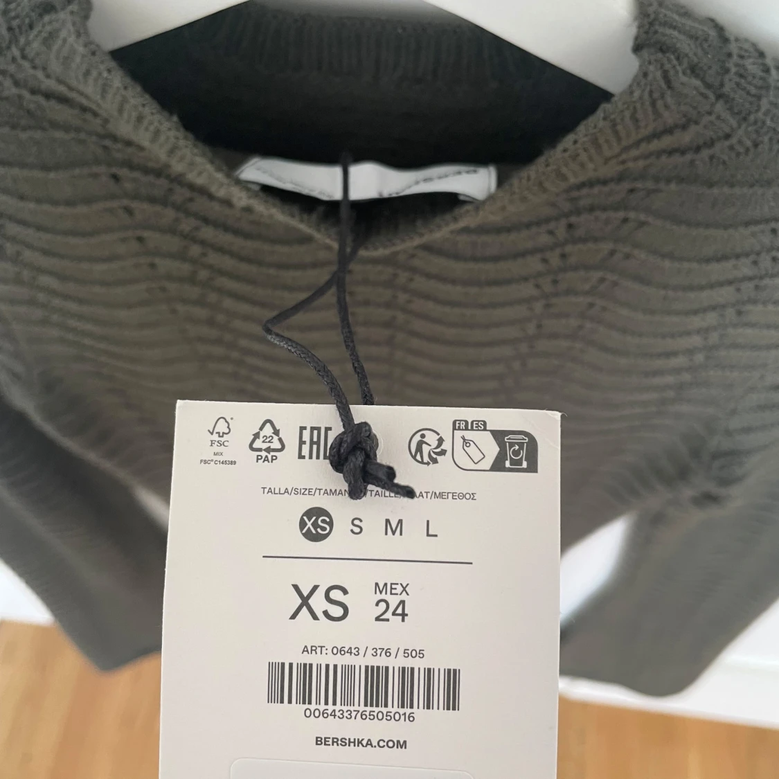 Olivgrön stickad kortklänning Bershka - 3