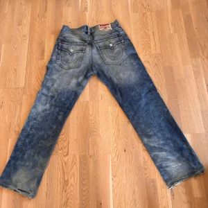 True religion jeans - Feta trueys ja säljer för hag använder inte pris kan fiskuteras storlek 36